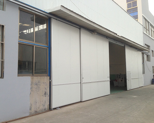 工業(yè)推拉門