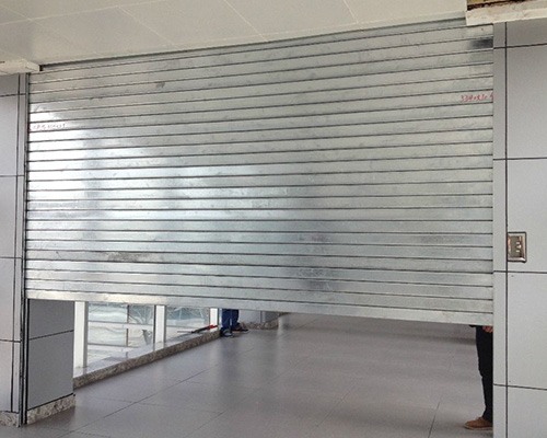 鋼質(zhì)防火卷簾門(mén)